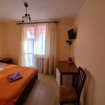 ксенія Hotel *