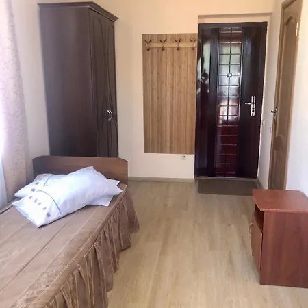 ксенія Skhidnytsia