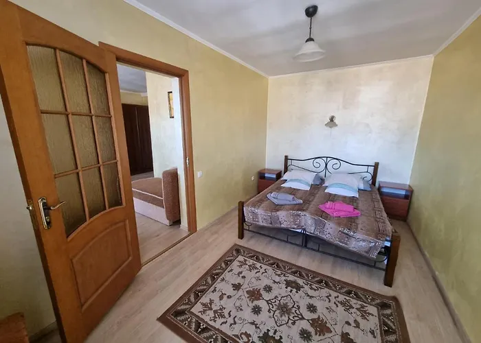 ксенія Hotel Skhidnytsia